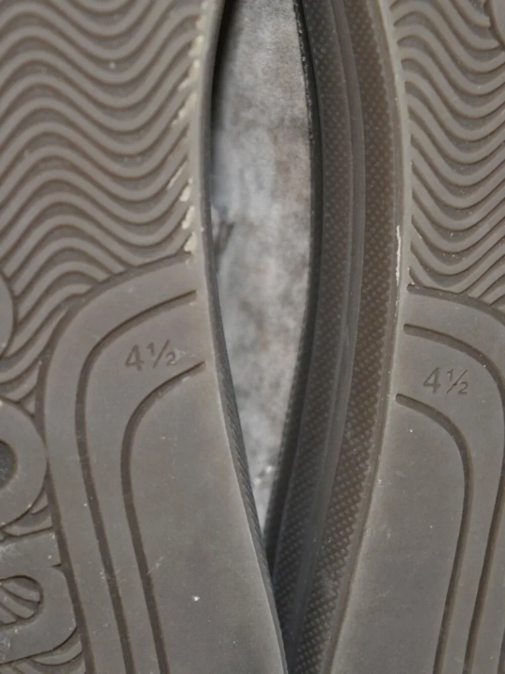 Paul Green floor model